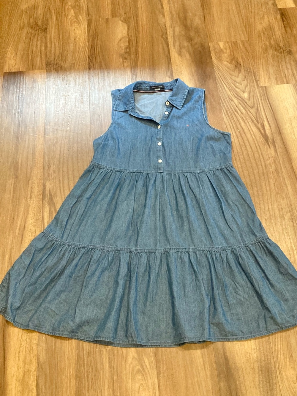 Tommy Hilfiger Sleeveless Chambray Mini Dress - Light Blue Size 10P runs small